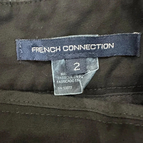 French Connection Women’s Black Ruffle Mini Skirt Size 2 Pockets Zipper Back - Picture 2 of 5